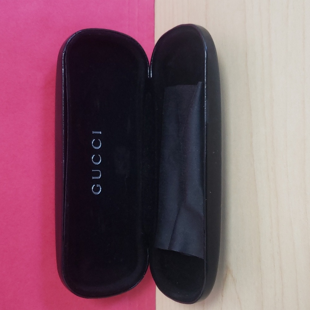 GUCCI Eyeglass Case. Black.